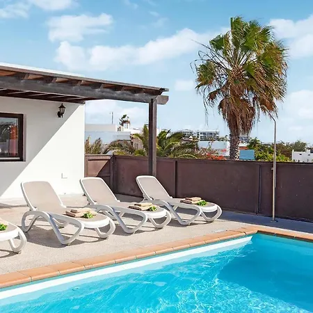 Lucia Holiday home *